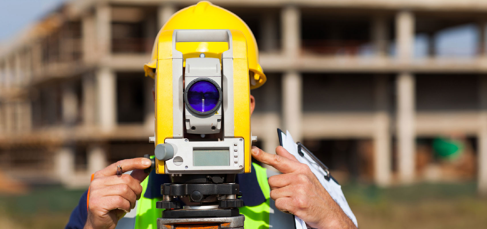 Equipamento de topografia aplicado a levantamento técnico